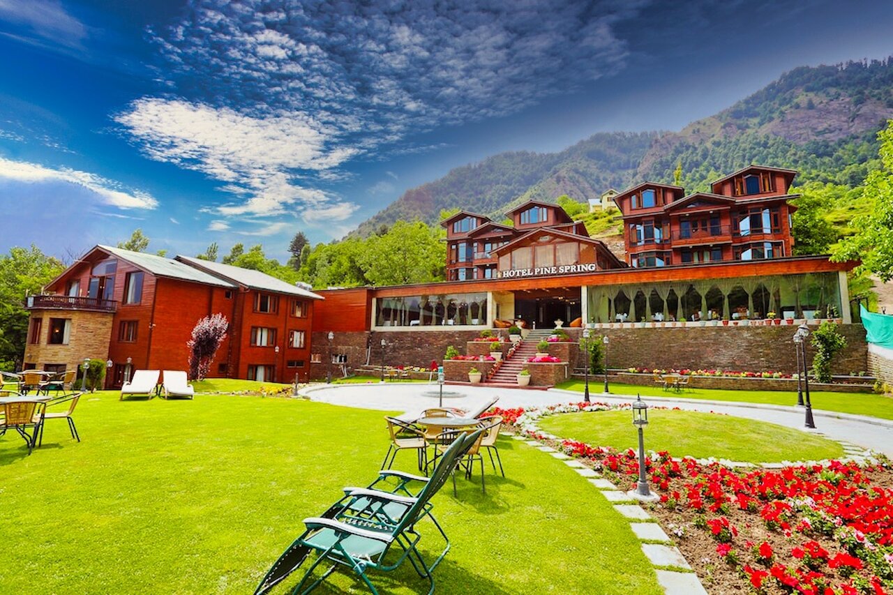 hotel-pine-spring-pahalgam